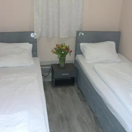 Rosenhof Am Main 3* אופנבאך