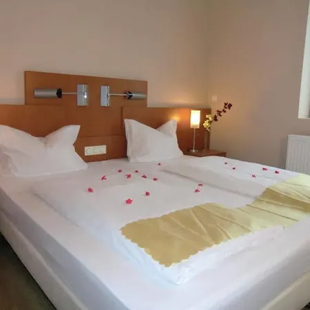 Rosenhof Am Main 3* אופנבאך