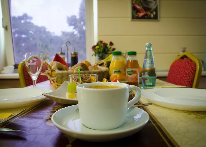 Rosenhof Am Main Szálloda 3*